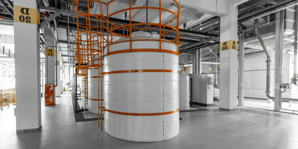 Caldereros · Calderería · Calderas · Tolvas · Cisternas · Depósitos Eixample · Fabricación de Tolvas