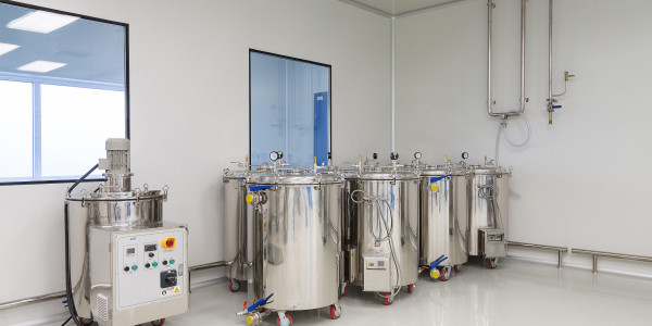 Caldereros · Calderería · Calderas · Tolvas · Cisternas · Depósitos Eixample · Instalación de Intercambiadores de Calor, Torres de Refrigeración y Sistemas de Presión